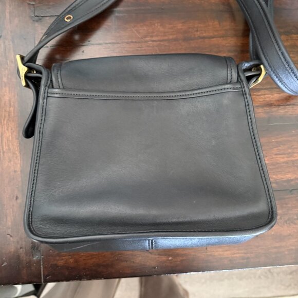 Vintage Coach Black Crossover Bag - Picture 6 of 10